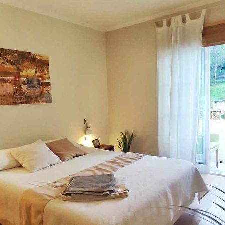 Lovely Bedroom In Алжезур Экстерьер фото
